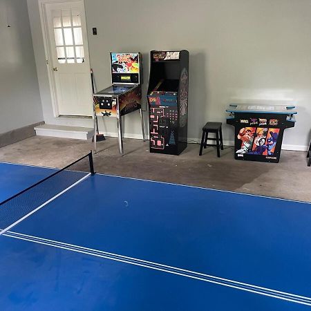 Cozy Home With Arcade, Ping Pong & Fenced Backyard Lawrenceville Bagian luar foto
