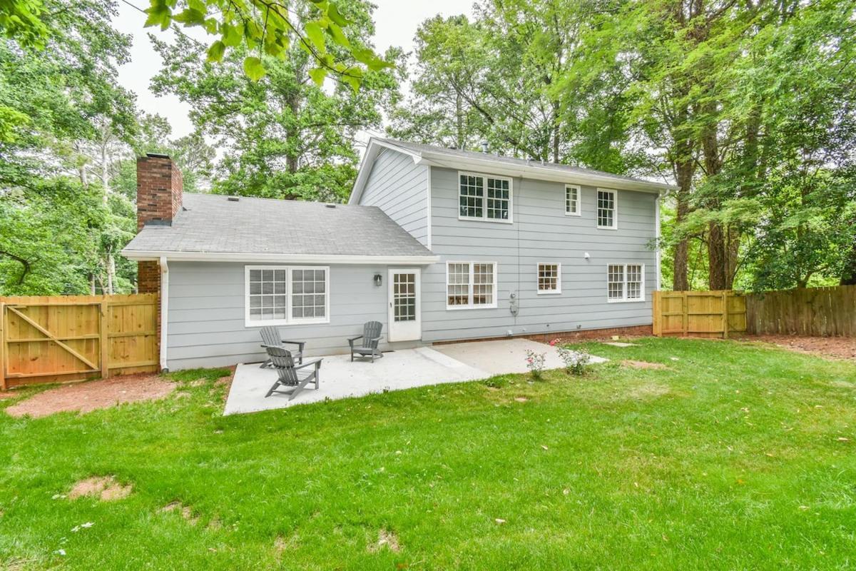 Cozy Home With Arcade, Ping Pong & Fenced Backyard Lawrenceville Bagian luar foto