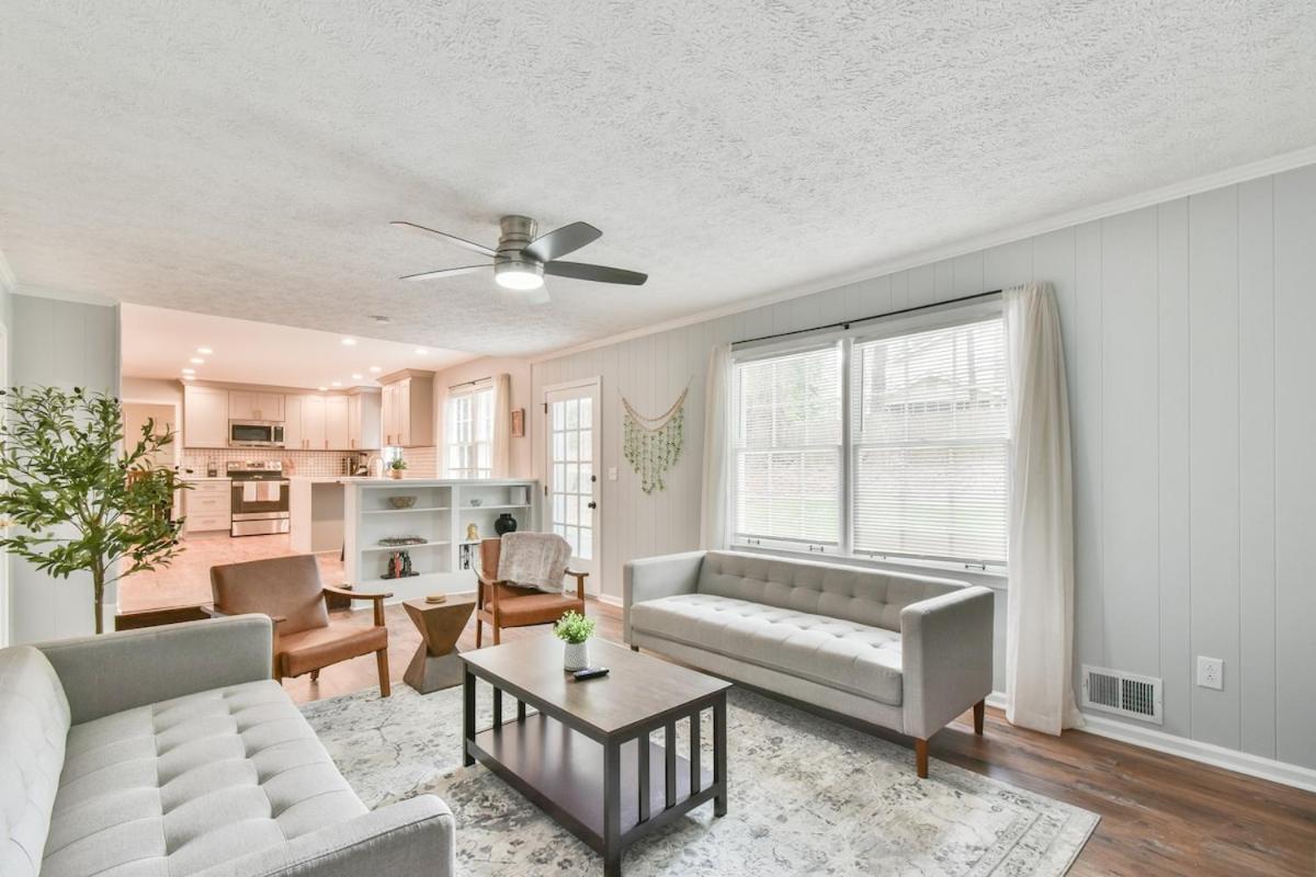 Cozy Home With Arcade, Ping Pong & Fenced Backyard Lawrenceville Bagian luar foto